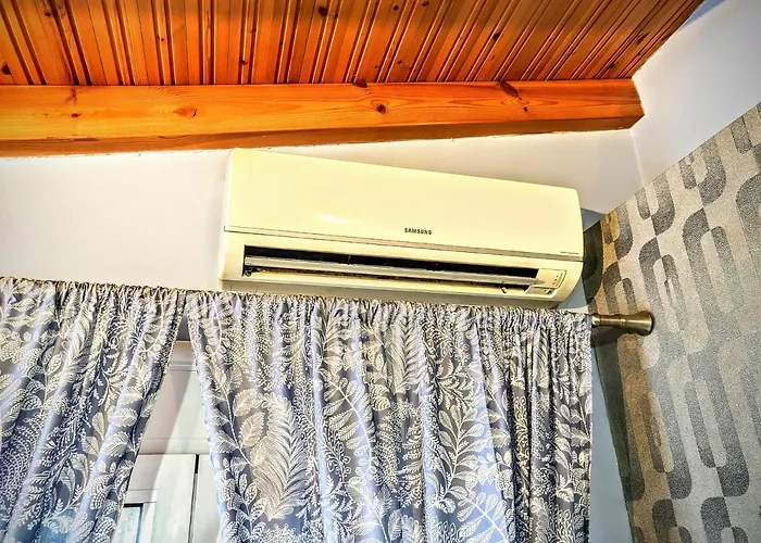 House With Garden In Of Rhodes بيت للعطل *