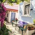 House With Garden In Of Rhodes 度假居